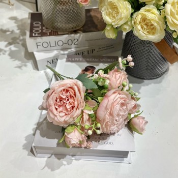 Bụi hoa hồng giả cành ngắn